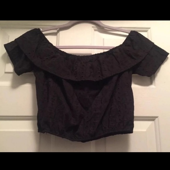 ❗️S,M,&L Heart & hips black crop top - Picture 10 of 12